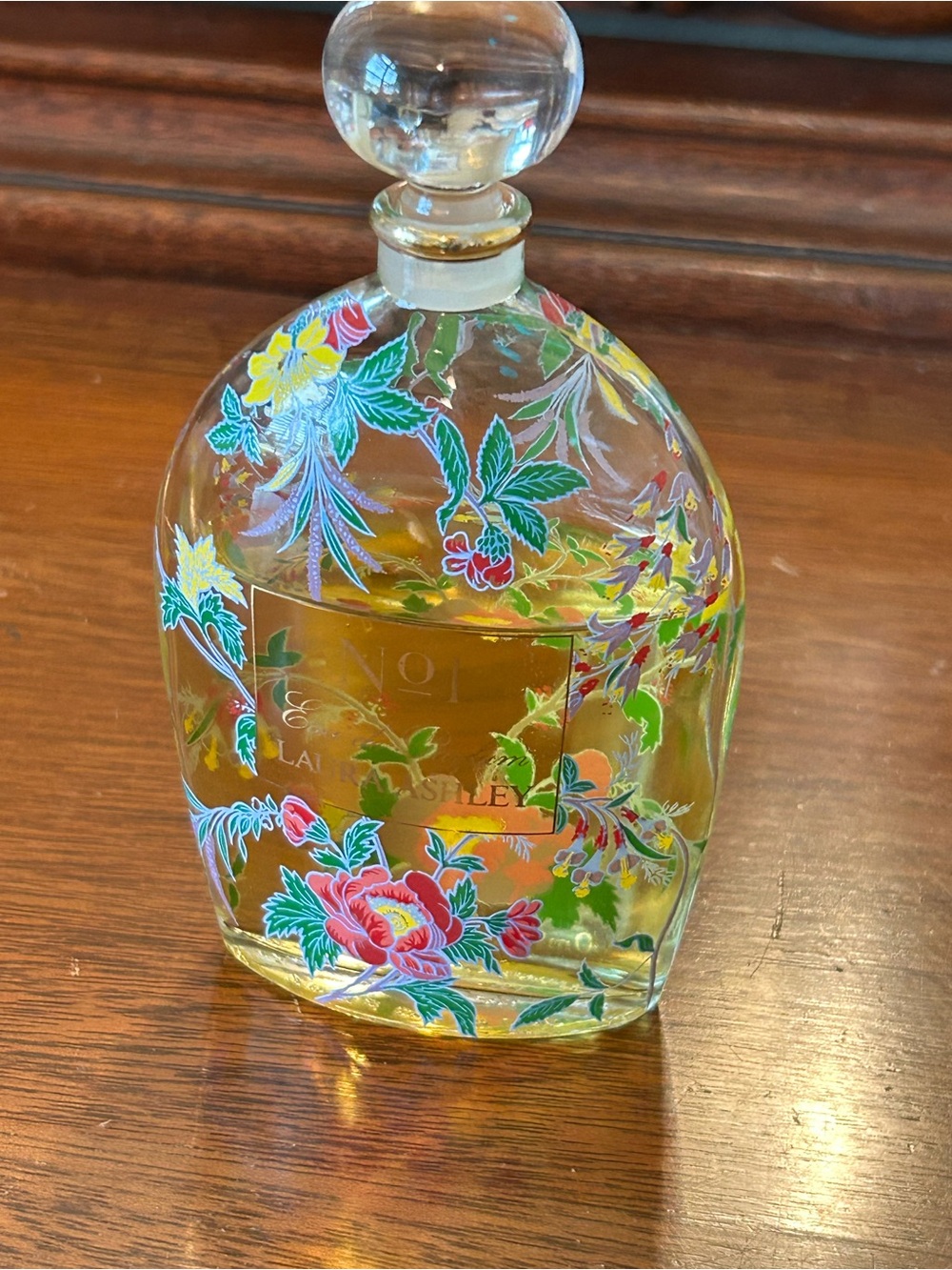 Laura Ashley No. 1 Eau De Parfum 100 ml - Picture 2 of 8
